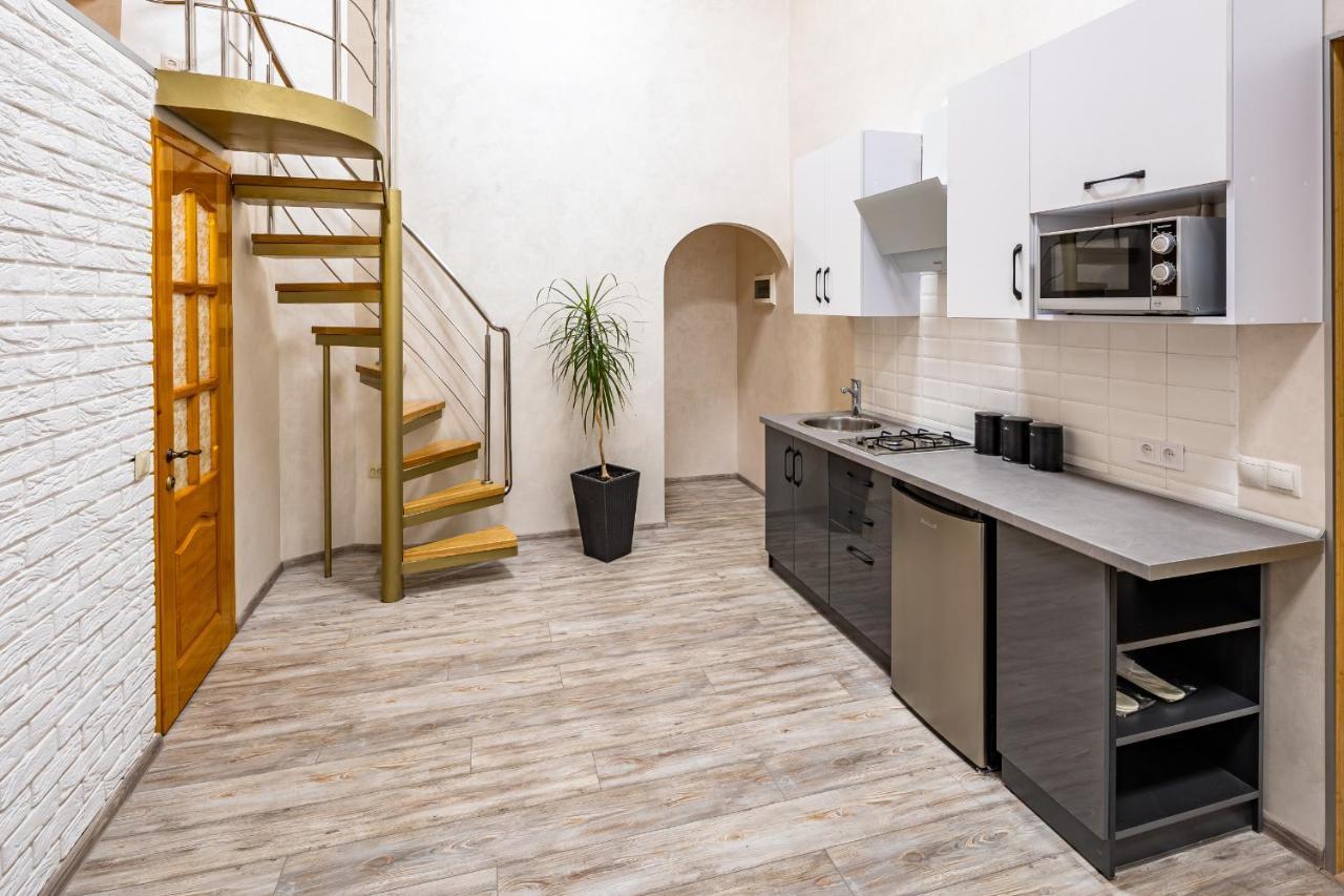 Apartment On Kovzhuna Street Lviv Dış mekan fotoğraf