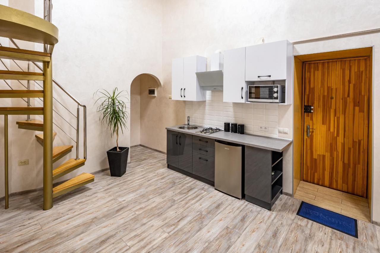 Apartment On Kovzhuna Street Lviv Dış mekan fotoğraf