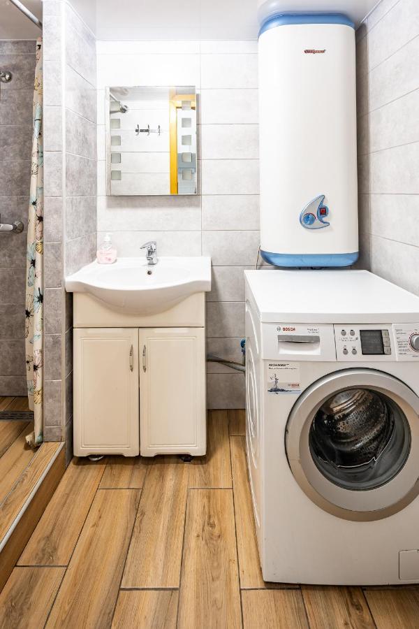 Apartment On Kovzhuna Street Lviv Dış mekan fotoğraf