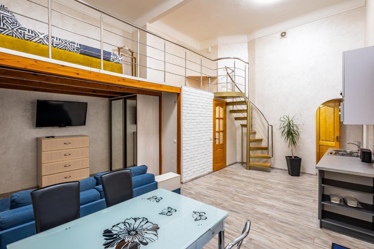 Apartment On Kovzhuna Street Lviv Dış mekan fotoğraf