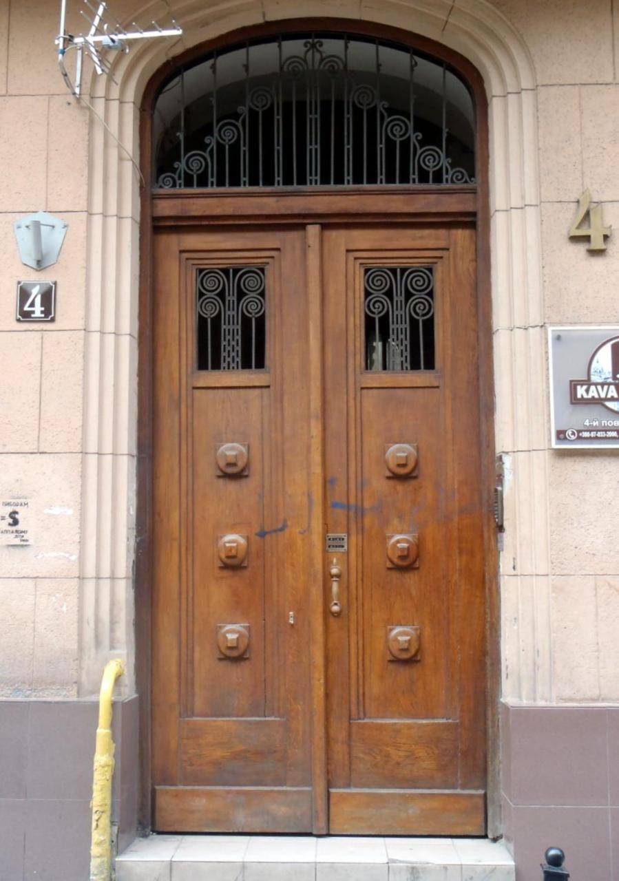 Apartment On Kovzhuna Street Lviv Dış mekan fotoğraf